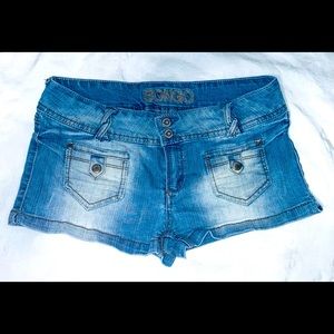 Ladies BONGO jean shorts size 11